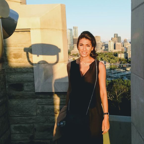 Meet your Posher, elle 💕 - Picture 1 of 1